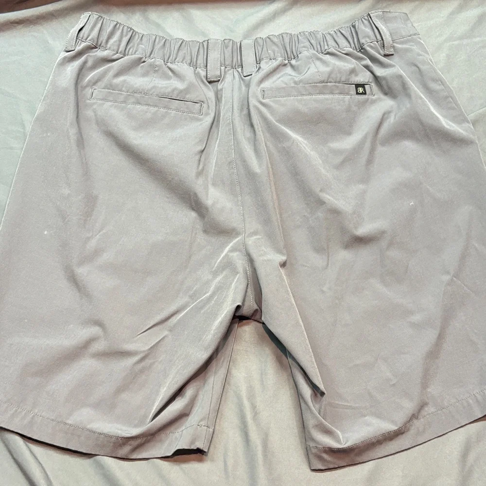 Banana‎ Republic Lightweight Gray Men's Shorts Elastic Comfort 36W Flat Front
